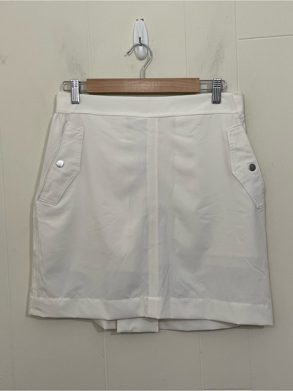 Athleta Skirt Skort Size 10 Off White Lined Bike Shorts Snap Button Pockets Golf